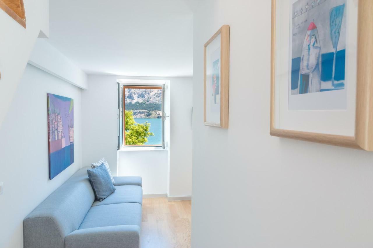 Seaview Apartments Baska Exterior photo